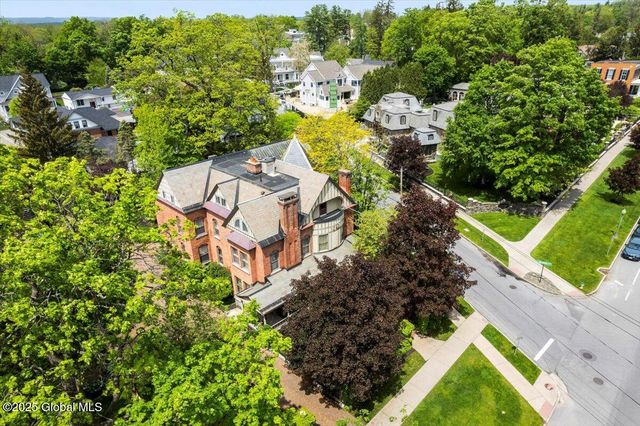 605 N Broadway, Saratoga Springs, Inside, NY 12866