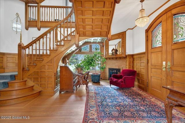605 N Broadway, Saratoga Springs, Inside, NY 12866