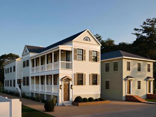 63 Ashley Avenue, Charleston, SC 29401