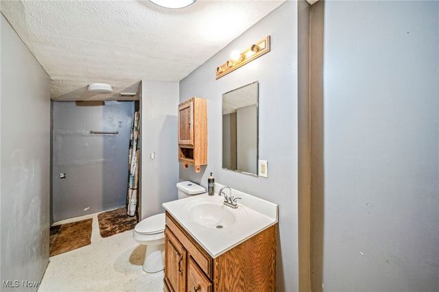 1923 W 11th Street, Ashtabula, OH 44004