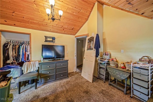 1923 W 11th Street, Ashtabula, OH 44004