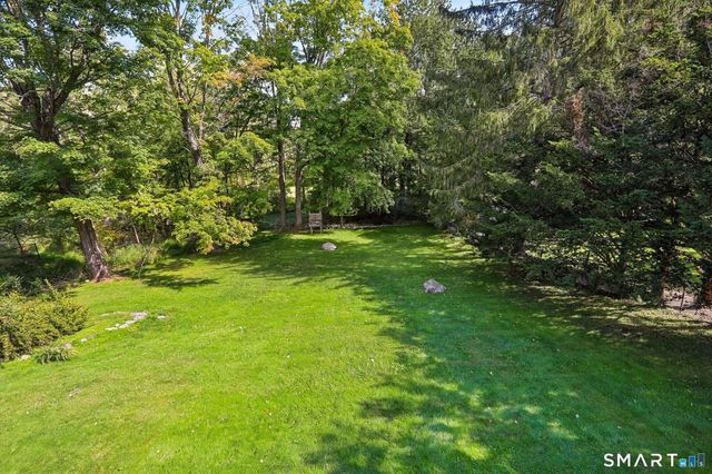 23 Dana Road, Danbury, CT 06811