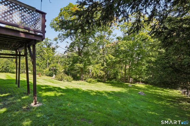 23 Dana Road, Danbury, CT 06811