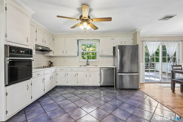 23 Dana Road, Danbury, CT 06811