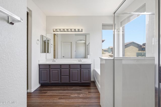 1835 E DUNBAR Drive, Phoenix, AZ 85042