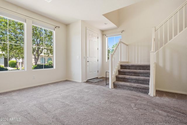 1835 E DUNBAR Drive, Phoenix, AZ 85042