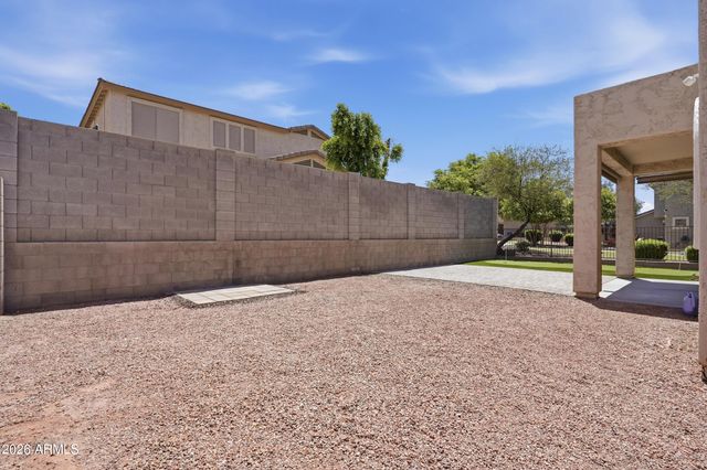 1835 E DUNBAR Drive, Phoenix, AZ 85042