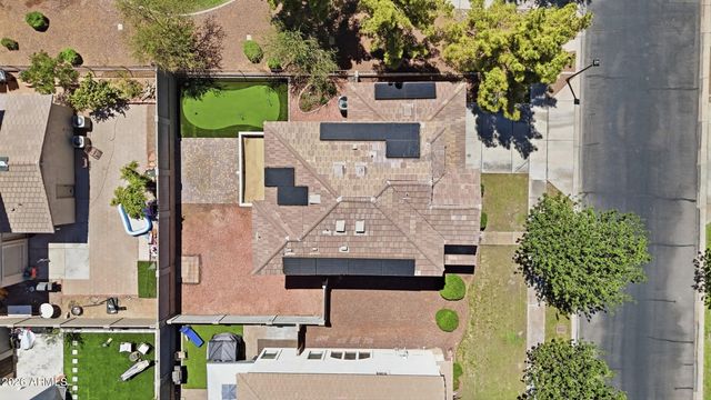 1835 E DUNBAR Drive, Phoenix, AZ 85042