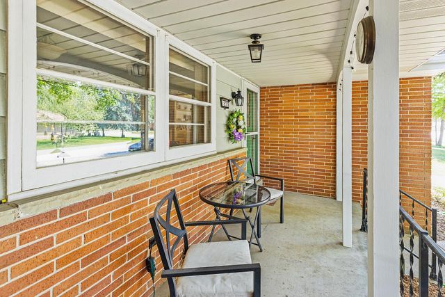 1835 Elm AVENUE, South Milwaukee, WI 53172
