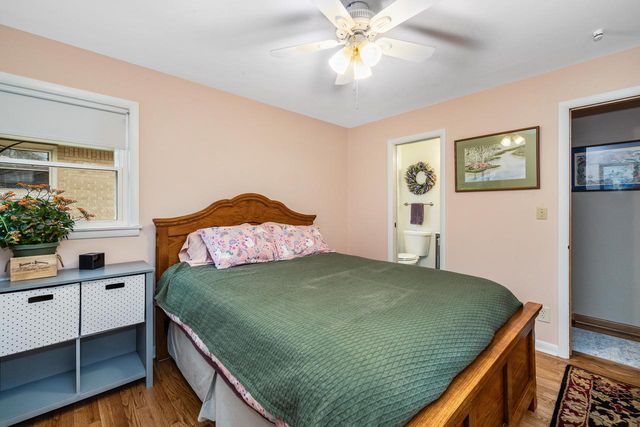 1835 Elm AVENUE, South Milwaukee, WI 53172