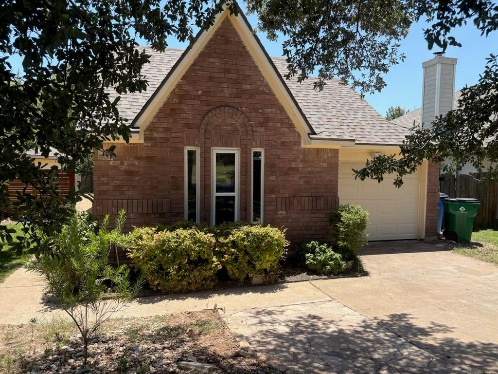 2111 Margalene WAY, Austin, TX 78728