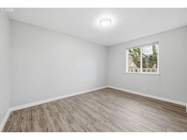 835 BOBOLINK Ave, Eugene, OR 97404