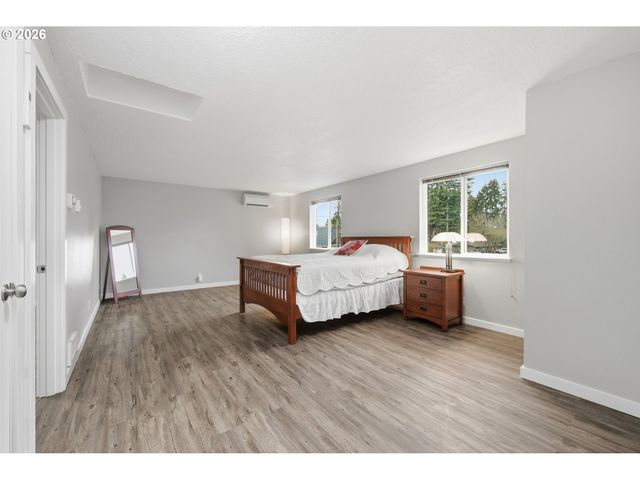 835 BOBOLINK Ave, Eugene, OR 97404