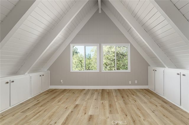 1106 Grass Valley Road, Lake Arrowhead, CA 92352