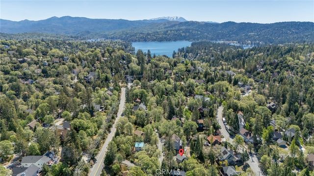1106 Grass Valley Road, Lake Arrowhead, CA 92352