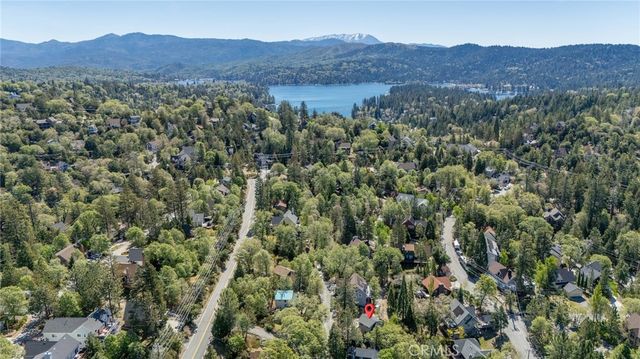 1106 Grass Valley Road, Lake Arrowhead, CA 92352