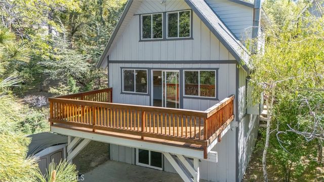 1106 Grass Valley Road, Lake Arrowhead, CA 92352