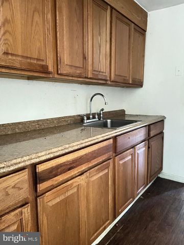 7509 ALLENDALE DR, Landover, MD 20785