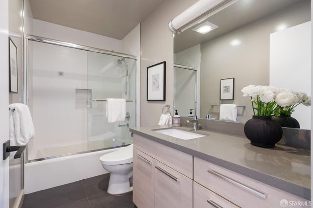 4132 3rd Street 1, San Francisco, CA 94124