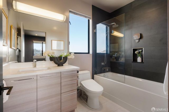 4132 3rd Street 1, San Francisco, CA 94124