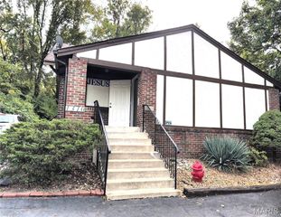 1310 S Florissant Road, Cool Valley, MO 63121