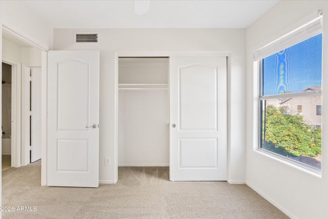 1760 E LOS ALAMOS Street, Gilbert, AZ 85295