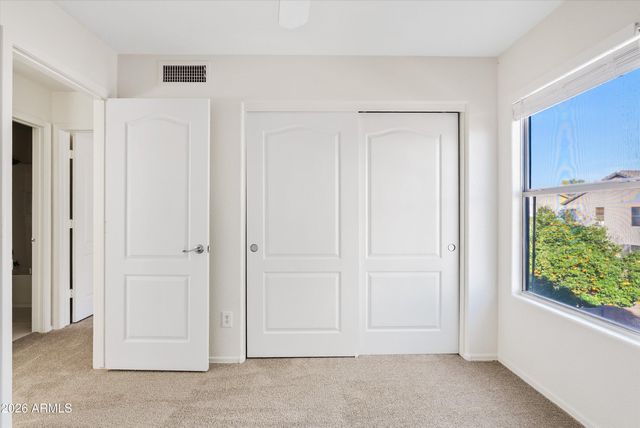 1760 E LOS ALAMOS Street, Gilbert, AZ 85295