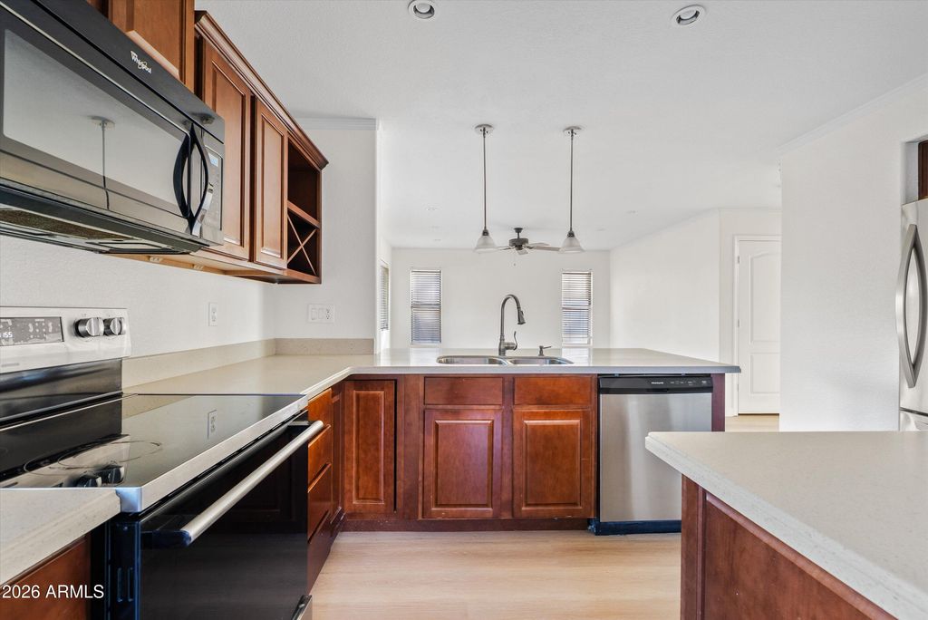 Image 12 of property listing at 1760 E LOS ALAMOS Street, Gilbert, AZ 85295