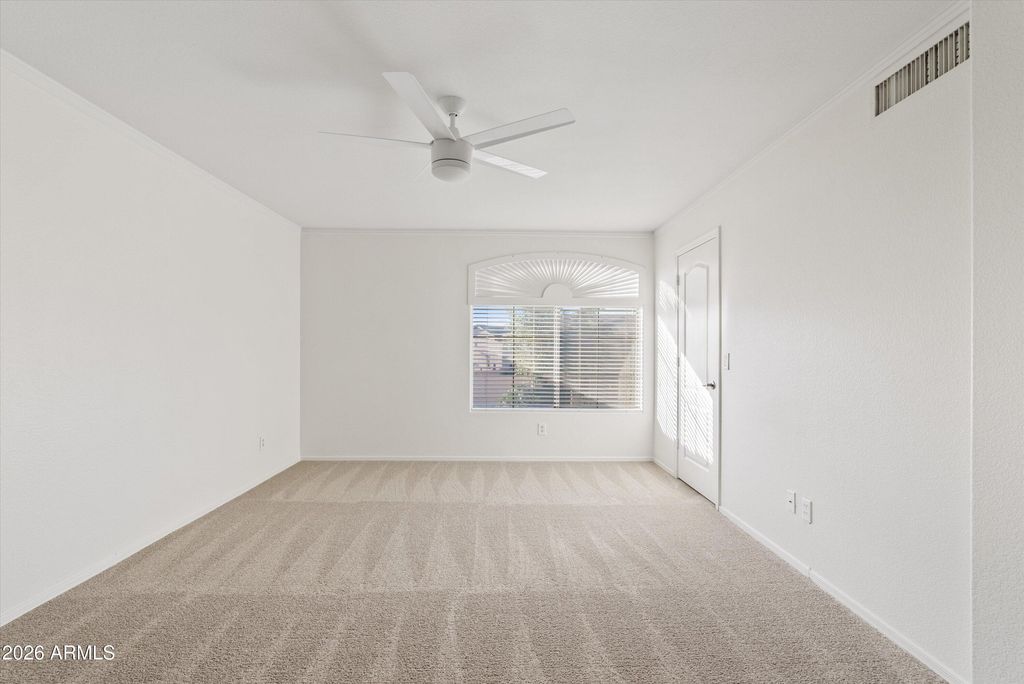 Image 15 of property listing at 1760 E LOS ALAMOS Street, Gilbert, AZ 85295