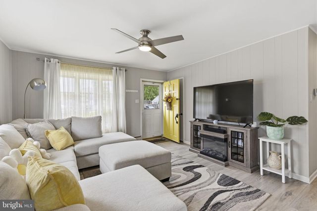 114 ROSELAWN RD, Annapolis, MD 21403