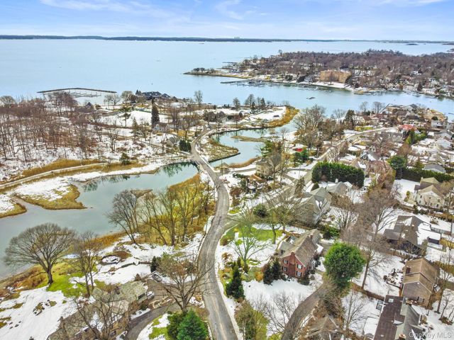 491 S Barry Avenue, Mamaroneck, NY 10543