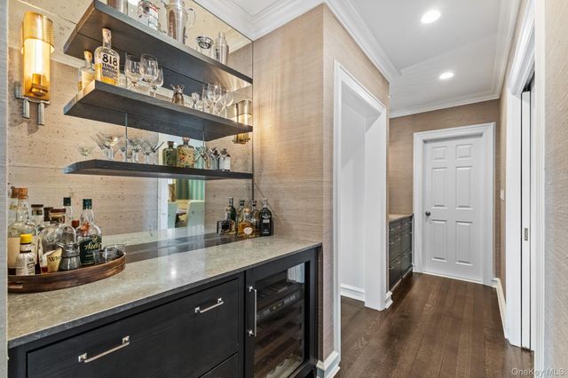 491 S Barry Avenue, Mamaroneck, NY 10543