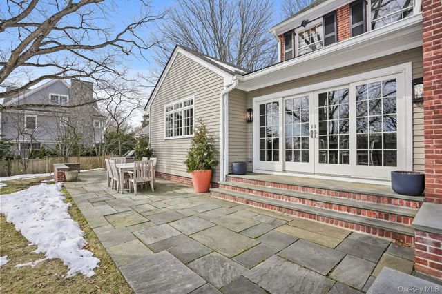 491 S Barry Avenue, Mamaroneck, NY 10543