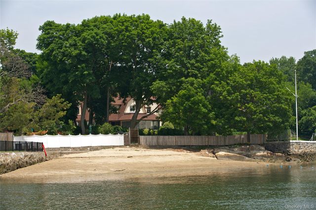 491 S Barry Avenue, Mamaroneck, NY 10543