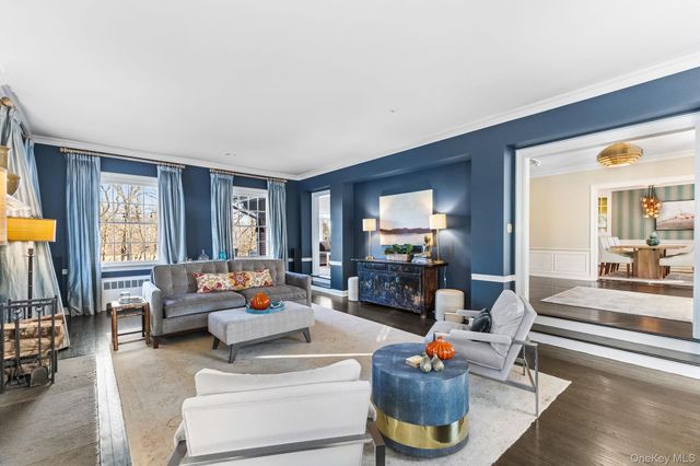 491 S Barry Avenue, Mamaroneck, NY 10543