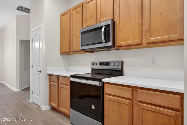 14344 SUMMER BREEZE Drive, Jacksonville, FL 32218