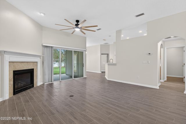 14344 SUMMER BREEZE Drive, Jacksonville, FL 32218