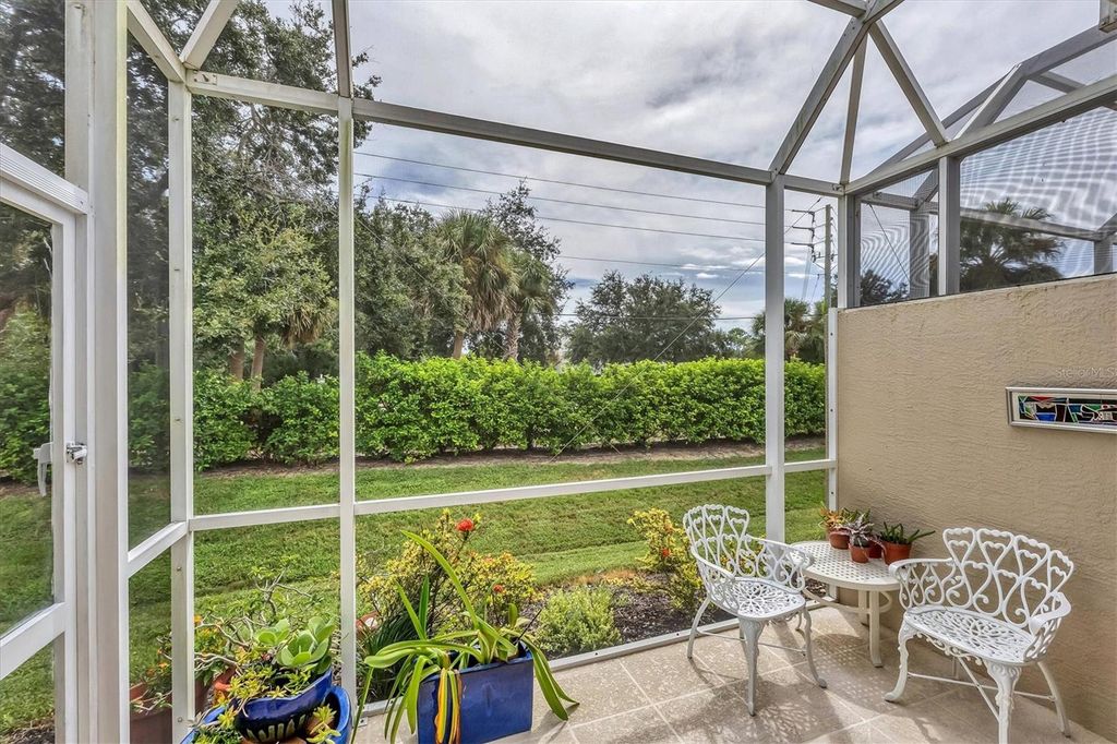 Image 13 of property listing at 1739 SAN SILVESTRO DRIVE, Venice, FL 34285