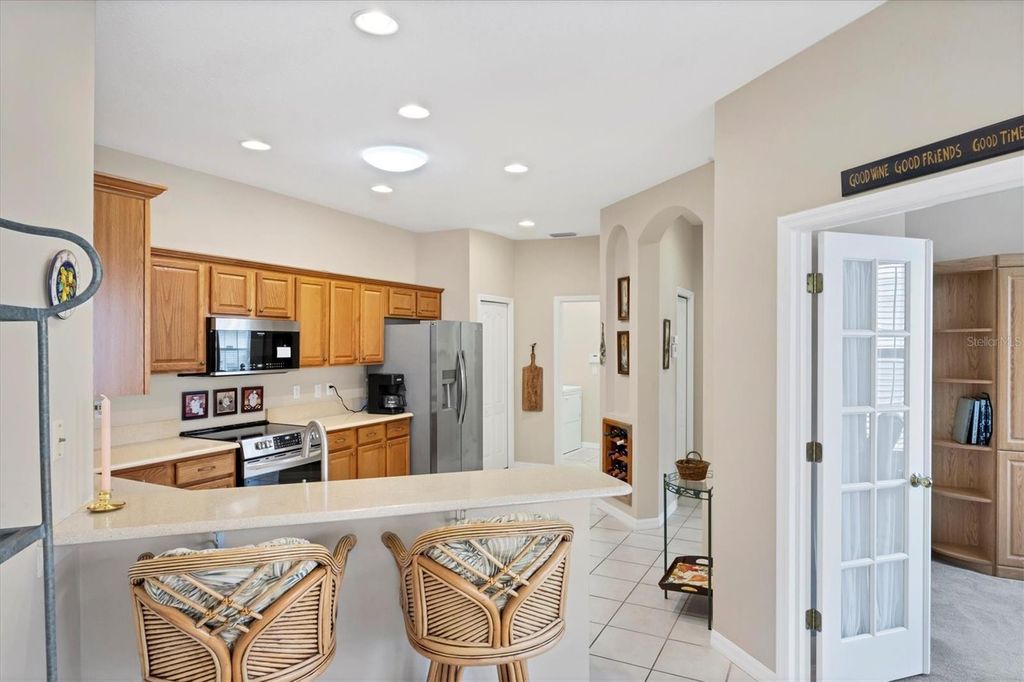 Image 25 of property listing at 1739 SAN SILVESTRO DRIVE, Venice, FL 34285