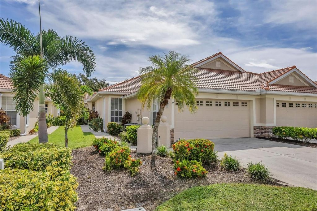 Image 4 of property listing at 1739 SAN SILVESTRO DRIVE, Venice, FL 34285