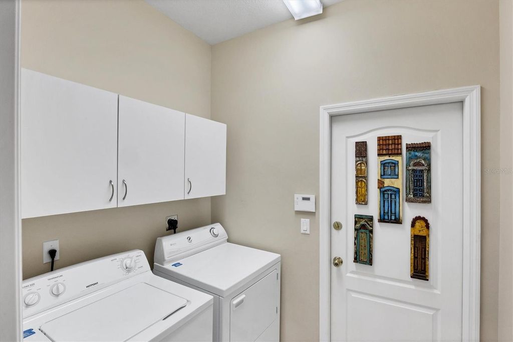 Image 43 of property listing at 1739 SAN SILVESTRO DRIVE, Venice, FL 34285