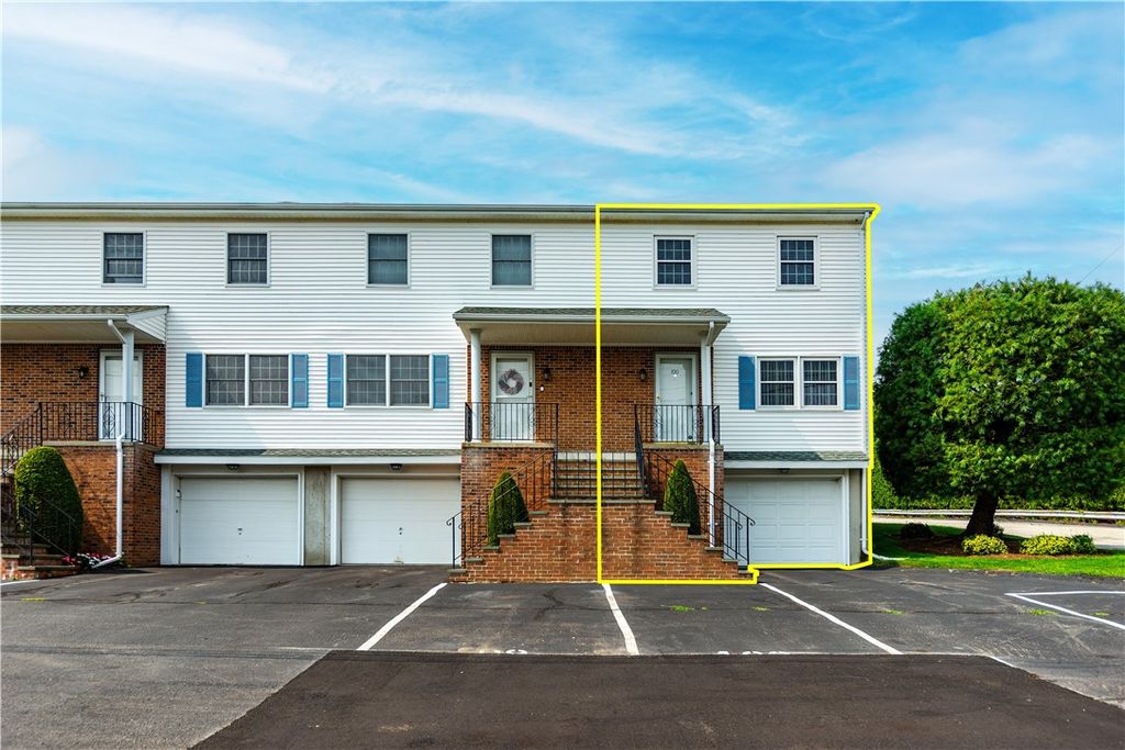 100 Scenery Lane, Johnston, RI 02919