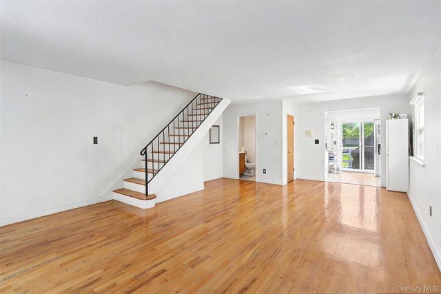 33-11 255th Street, Little Neck, NY 11363