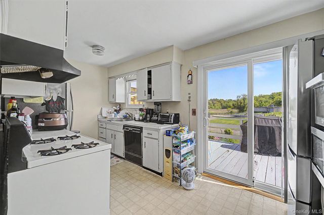 33-11 255th Street, Little Neck, NY 11363
