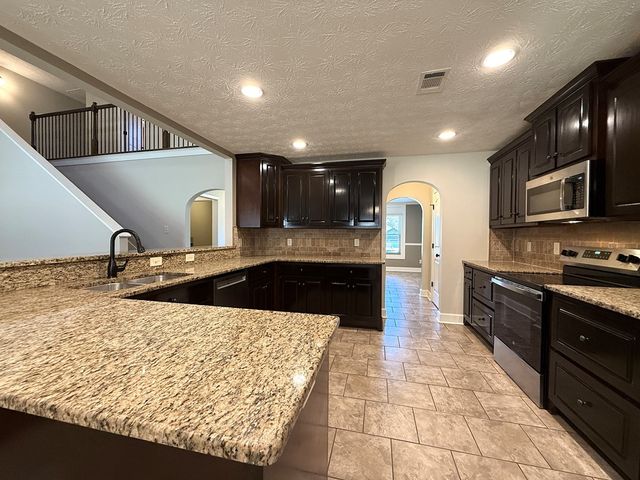 26 Springwood Drive, Phenix City, AL 36870