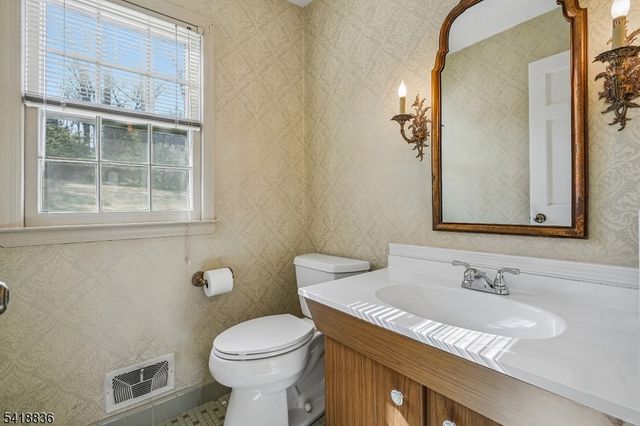 535 Fairmount Ave, Chatham Twp., NJ 07928