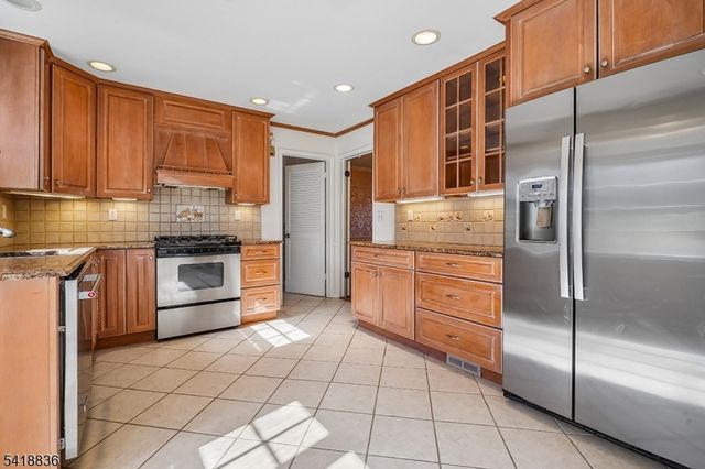 535 Fairmount Ave, Chatham Twp., NJ 07928