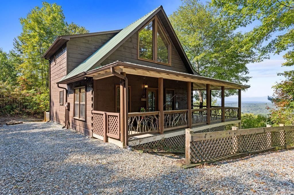 100 Wintermute Drive, Mineral Bluff, GA 30559