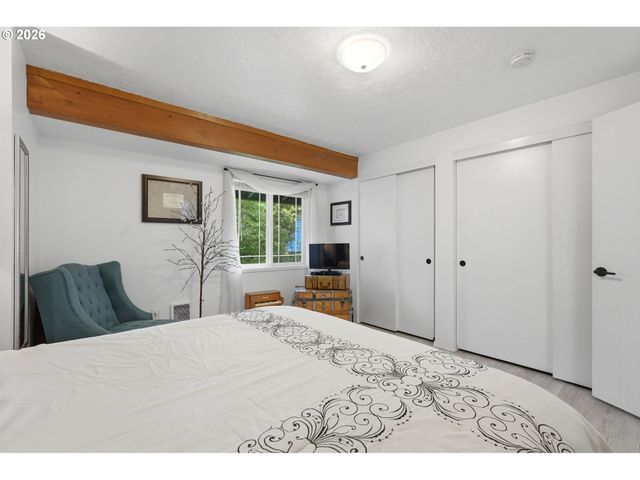 29750 Sw COURTSIDE Dr 6, Wilsonville, OR 97070