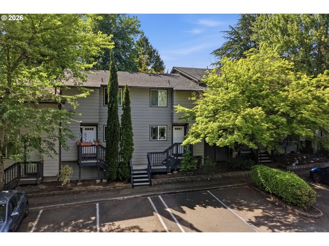 29750 Sw COURTSIDE Dr 6, Wilsonville, OR 97070